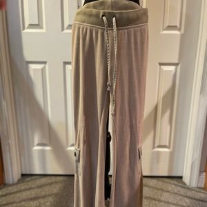 Frankie B. Velvet pants size xxs.